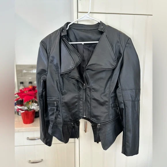 Leather Jacket - Picture 1 of 7